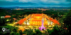 TOUR CHÙA BA VÀNG - ĐỀN CỬA ÔNG