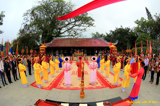 TOUR ĐỀN MẪU ÂU CƠ - ĐỀN HÙNG