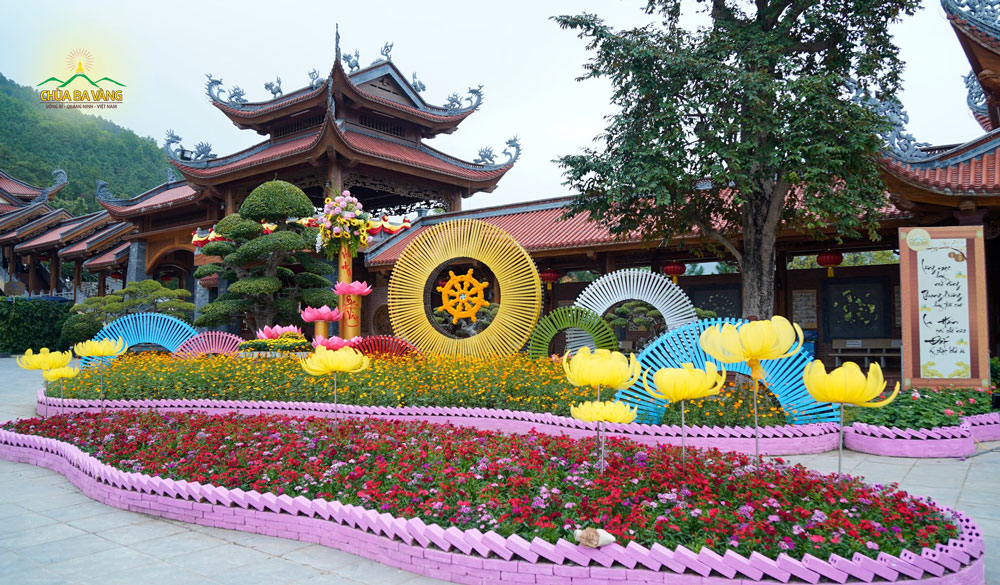 TOUR CHÙA BA VÀNG - ĐỀN CỬA ÔNG