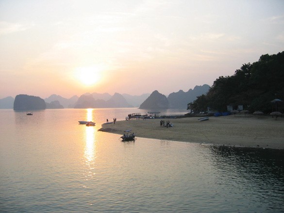 HÀ NỘI – QUAN LẠN – BIỂN MINH CHÂU