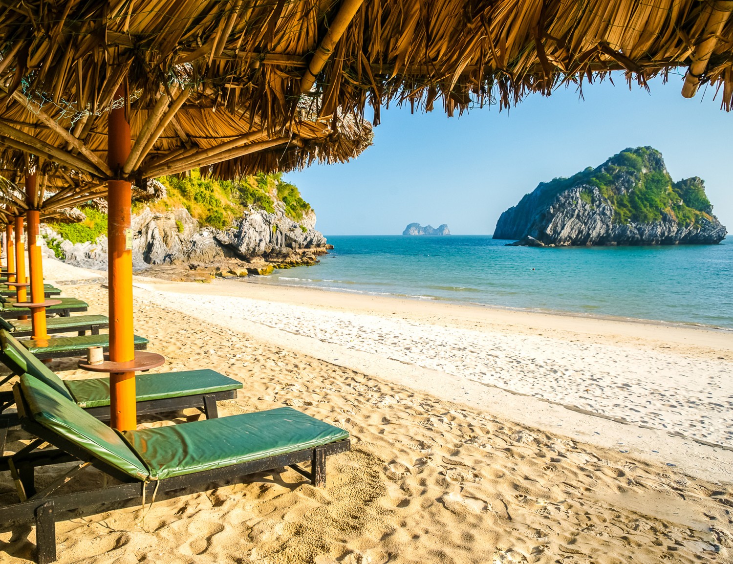 ĐẢO NGỌC CÁT BÀ – VỊNH LAN HẠ – BÃI TẮM CÁT CÒ